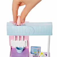 Barbie Dondurma Dükkanı Oyun Seti HCN46 Barbie HCN46